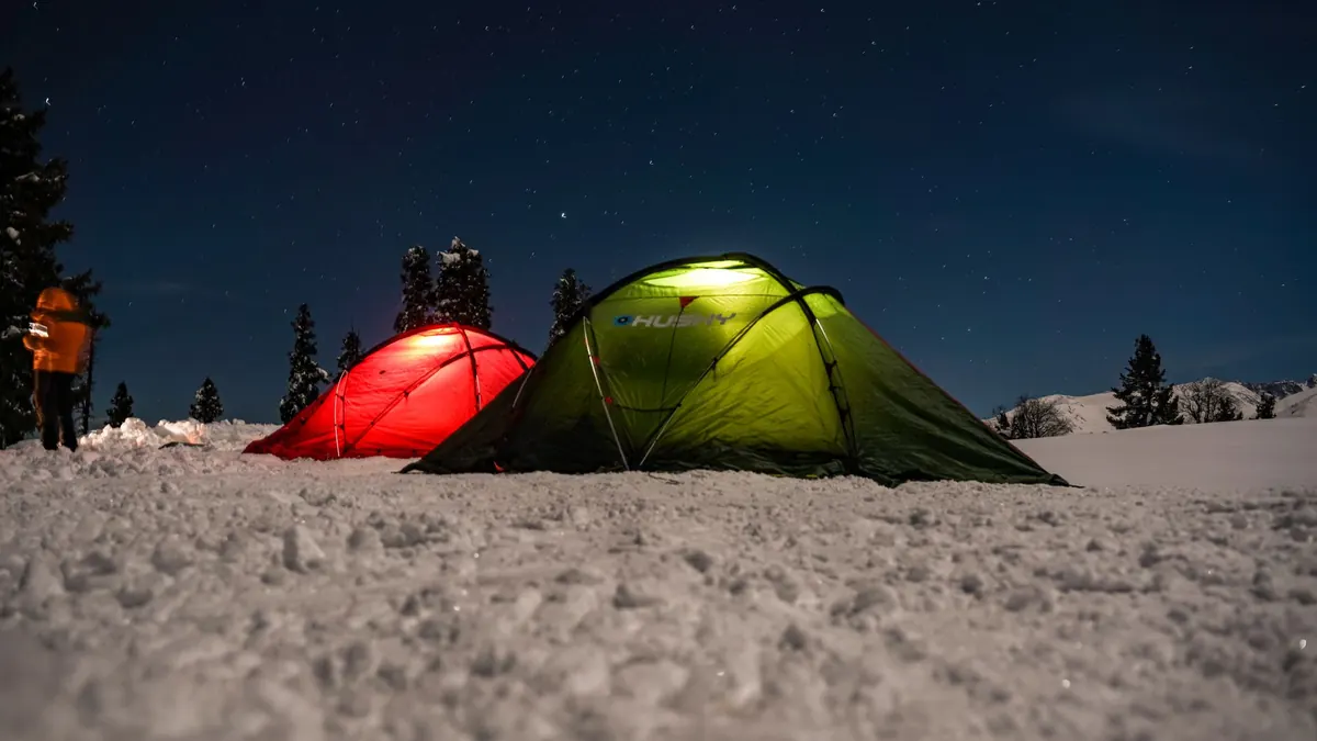Winter Field Day Preparation: How to Keep Your Station Warm, Dry, and On the Air